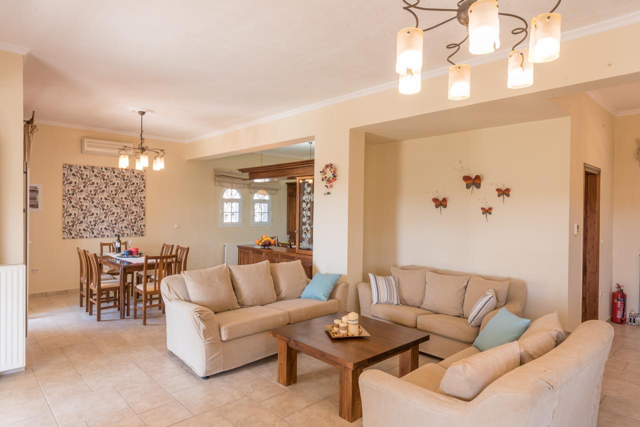 Kokkínion Corfu Villa Kokkini With Swimming Pool מראה חיצוני תמונה