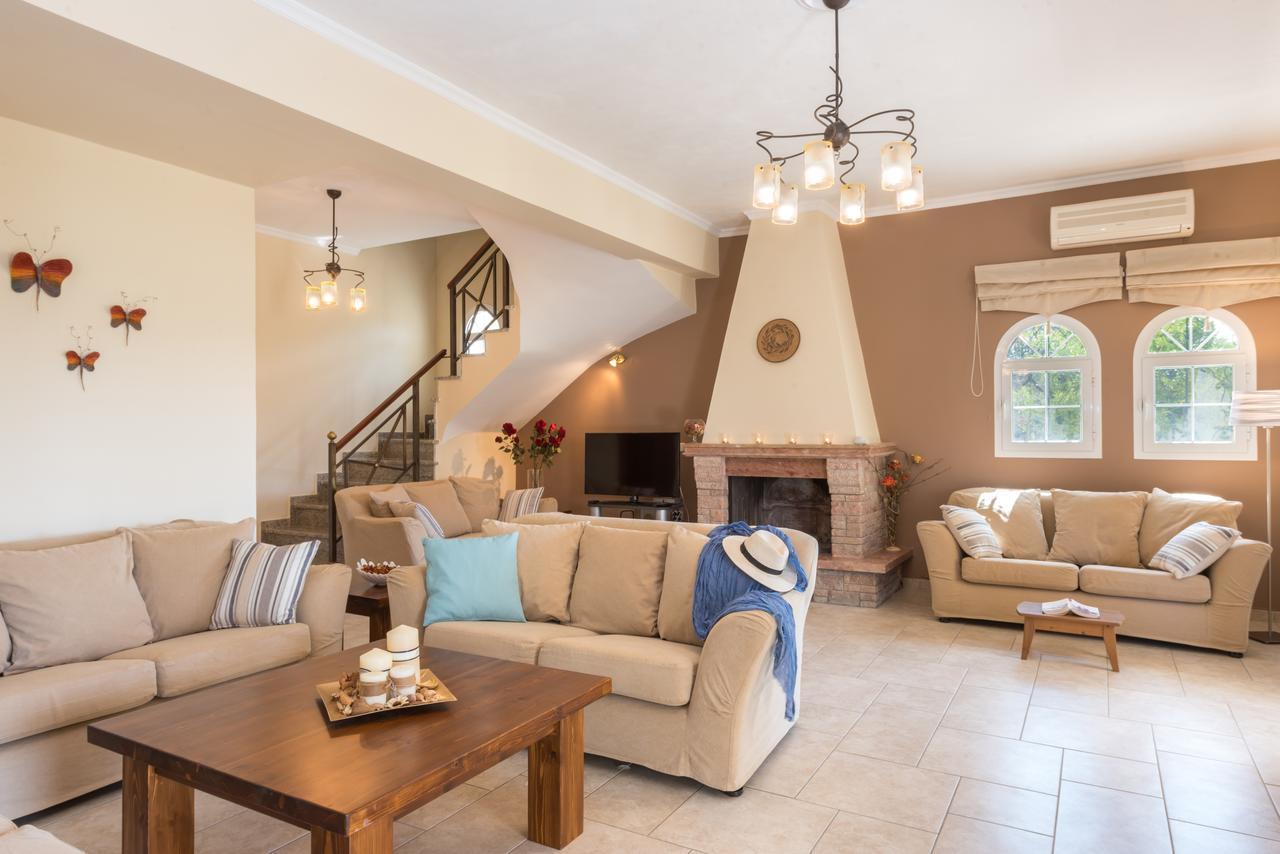 Kokkínion Corfu Villa Kokkini With Swimming Pool מראה חיצוני תמונה
