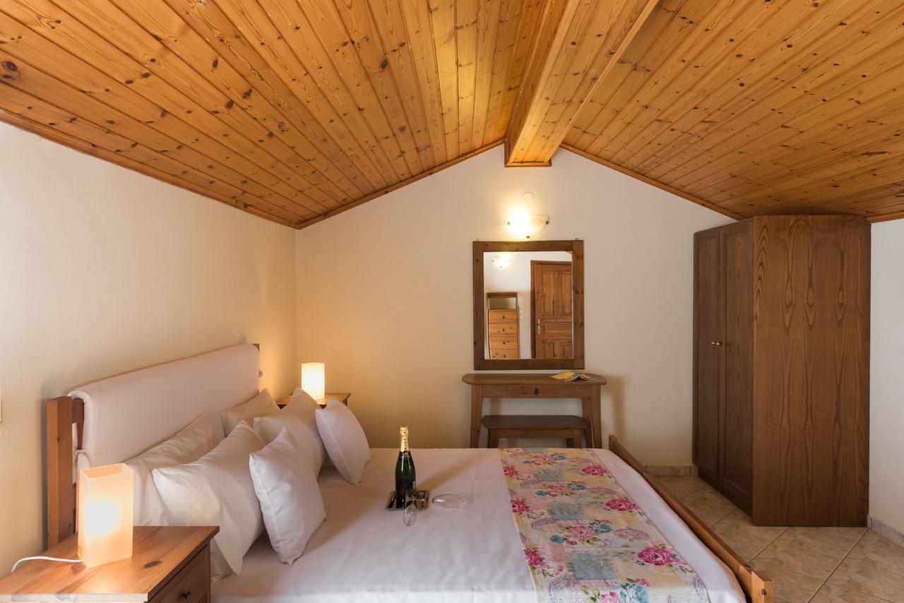 Kokkínion Corfu Villa Kokkini With Swimming Pool מראה חיצוני תמונה