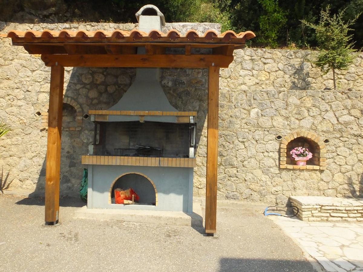 Kokkínion Corfu Villa Kokkini With Swimming Pool מראה חיצוני תמונה